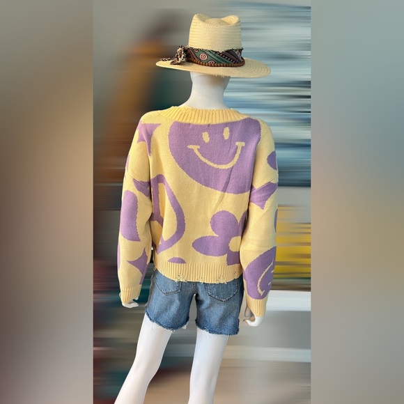 BAILEY ROSE Yellow and purple smiley sweater sz S M L - Picture 6 of 10